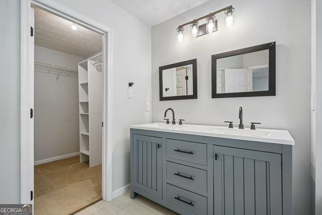 2213 Skylar Leigh Drive, Buford, GA 30518