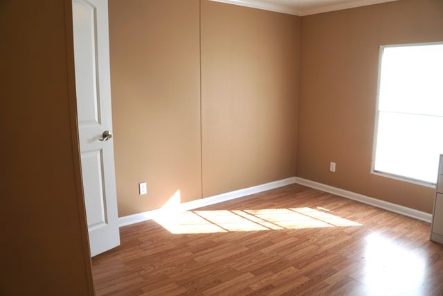 375 EMMITT CULBERTH LN, Mason, TN 38049