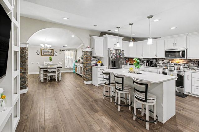 17136 Fm 1484 Road, Conroe, TX 77303