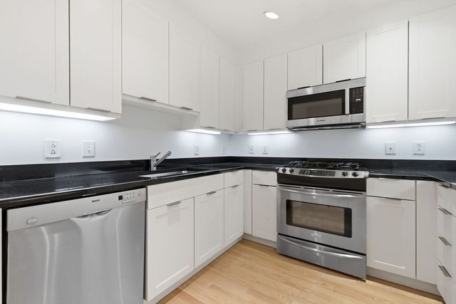 80 Broad Street 302, Boston, MA 02110