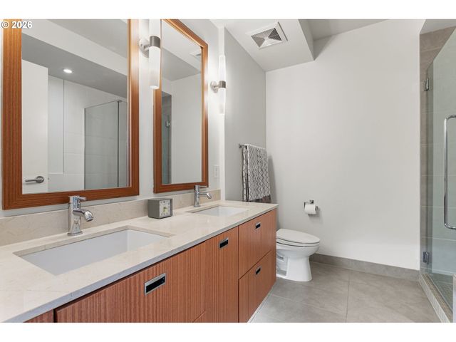 1310 Nw NAITO Pkwy 707, Portland, OR 97209