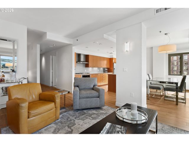 1310 Nw NAITO Pkwy 707, Portland, OR 97209