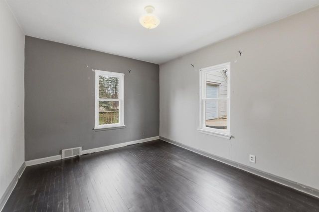 612 W Mackie Street, Beaver Dam, WI 53916