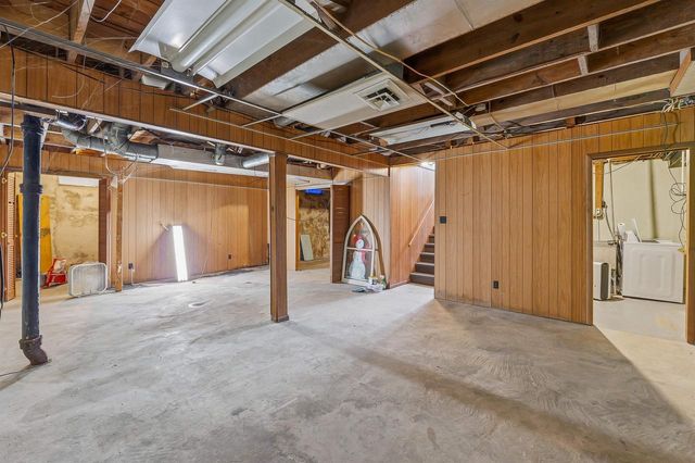 612 W Mackie Street, Beaver Dam, WI 53916
