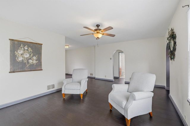 612 W Mackie Street, Beaver Dam, WI 53916
