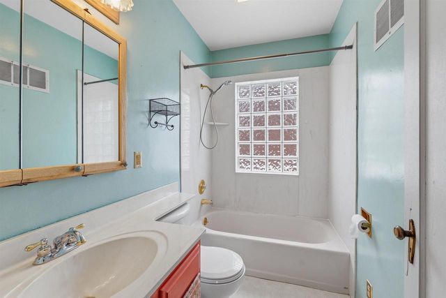 612 W Mackie Street, Beaver Dam, WI 53916