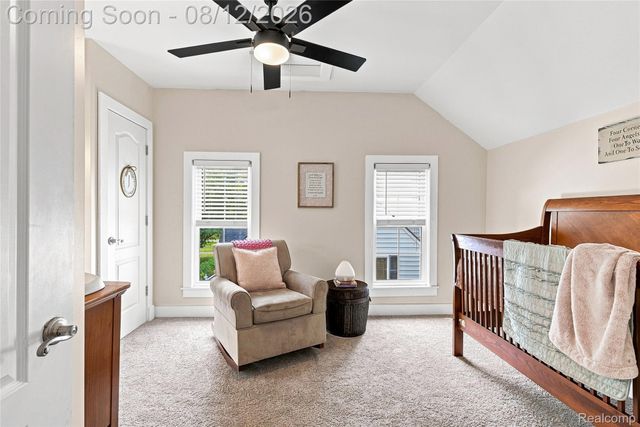 915 Main Street, Fenton, MI 48430