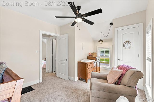 915 Main Street, Fenton, MI 48430