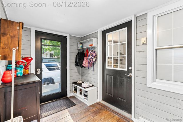 915 Main Street, Fenton, MI 48430