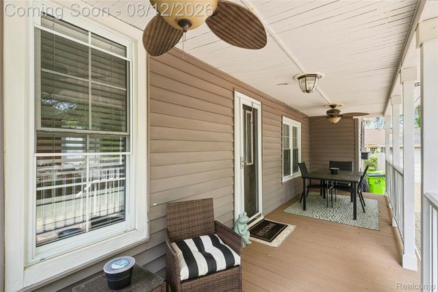 915 Main Street, Fenton, MI 48430