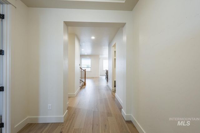2752 E Sawtelle Peak St, Meridian, ID 83642