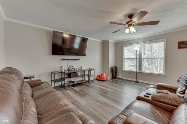 2180 Olympia Drive, Franklin, IN 46131