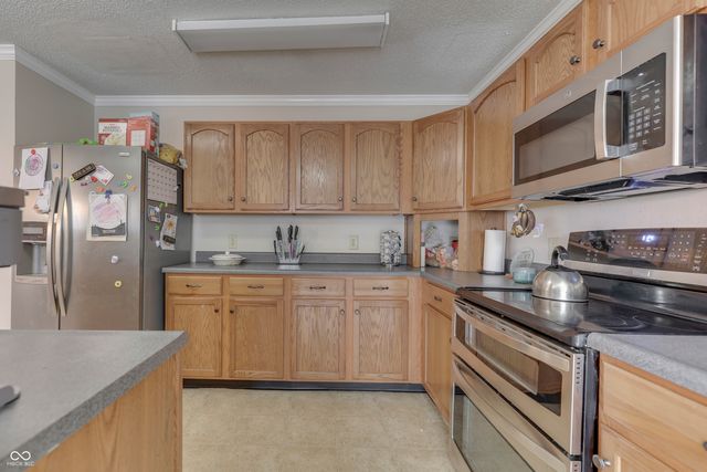 2180 Olympia Drive, Franklin, IN 46131