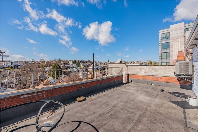 930 Brookline Blvd, Brookline, PA 15226