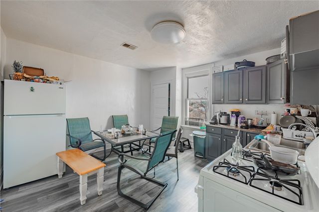 930 Brookline Blvd, Brookline, PA 15226