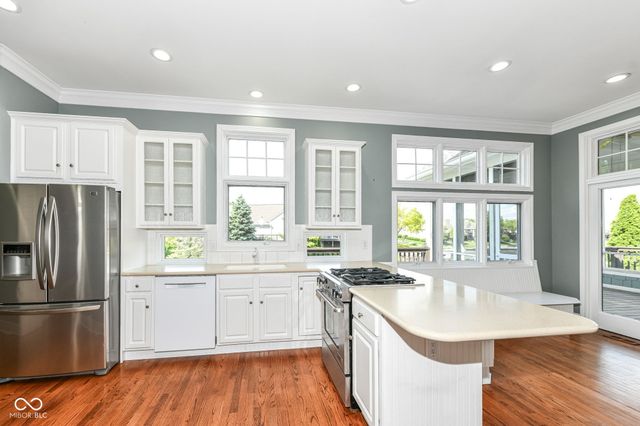 11483 Lake Stonebridge Lane, Fishers, IN 46037