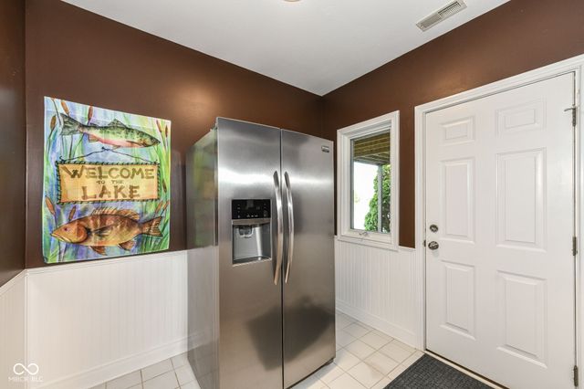 11483 Lake Stonebridge Lane, Fishers, IN 46037