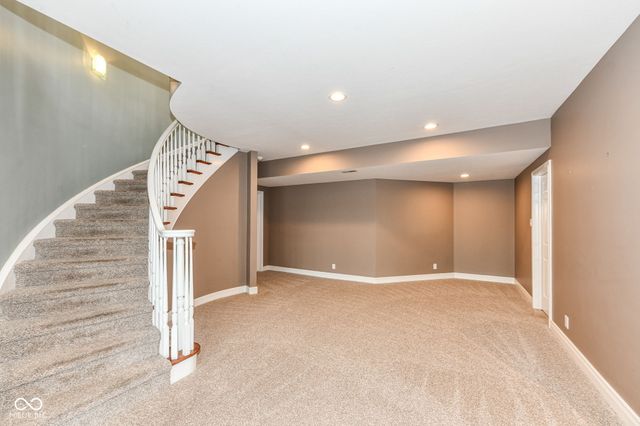 11483 Lake Stonebridge Lane, Fishers, IN 46037