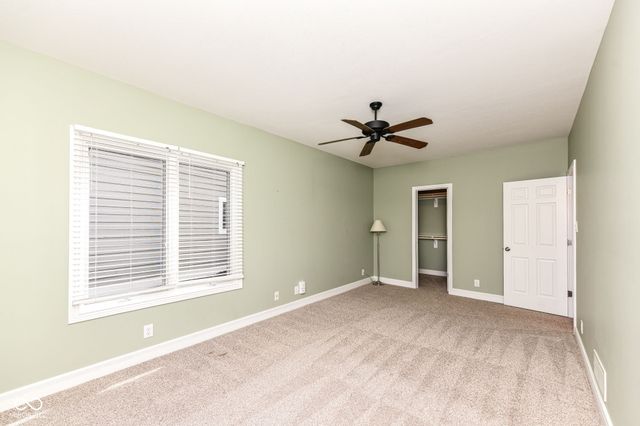 11483 Lake Stonebridge Lane, Fishers, IN 46037
