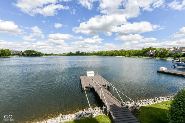 11483 Lake Stonebridge Lane, Fishers, IN 46037