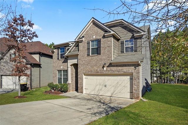 3105 Duke Drive, Fairburn, GA 30213