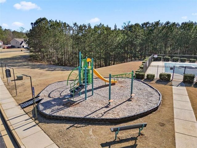 3105 Duke Drive, Fairburn, GA 30213