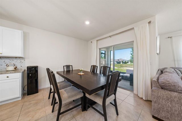 687 GRIFFON AVENUE, Lake Alfred, FL 33850
