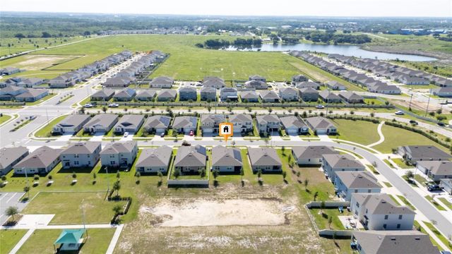 687 GRIFFON AVENUE, Lake Alfred, FL 33850