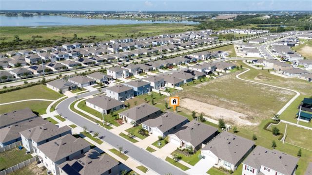 687 GRIFFON AVENUE, Lake Alfred, FL 33850