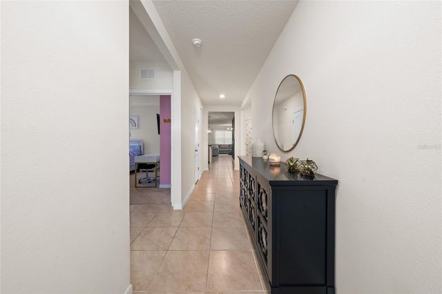 687 GRIFFON AVENUE, Lake Alfred, FL 33850