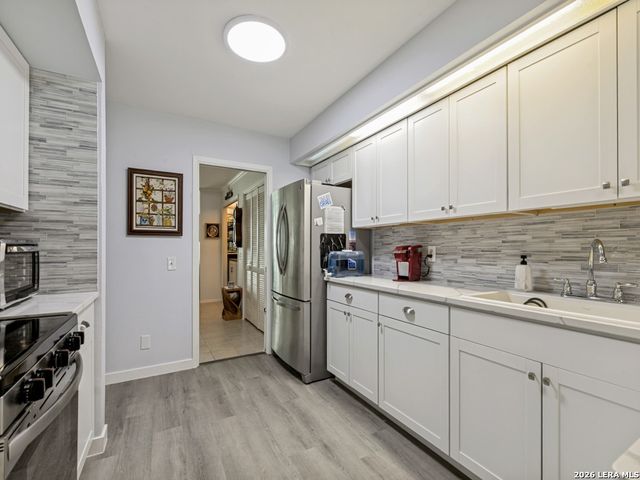 7500 Callaghan Rd Apt 205, San Antonio, TX 78229
