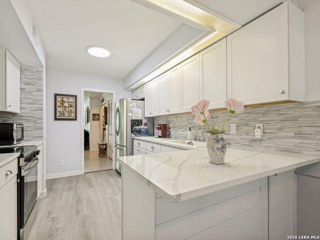 7500 Callaghan Rd Apt 205, San Antonio, TX 78229
