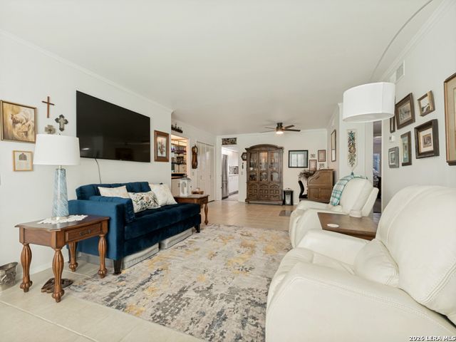 7500 Callaghan Rd Apt 205, San Antonio, TX 78229