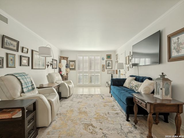 7500 Callaghan Rd Apt 205, San Antonio, TX 78229