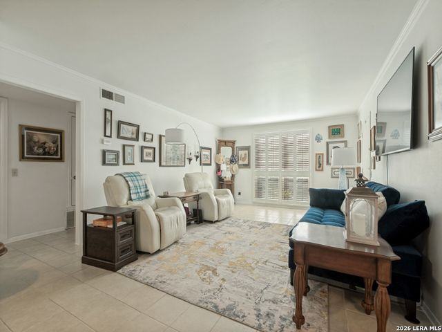 7500 Callaghan Rd Apt 205, San Antonio, TX 78229