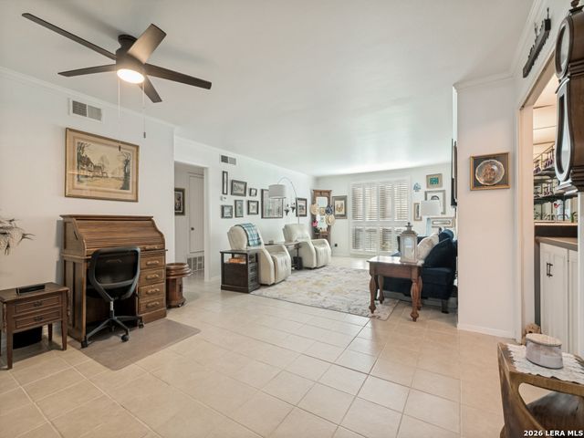 7500 Callaghan Rd Apt 205, San Antonio, TX 78229