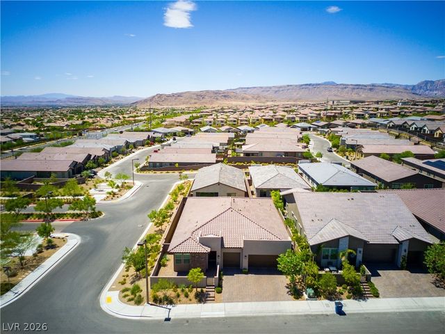 11837 Grassy Plain Avenue, Las Vegas, NV 89138