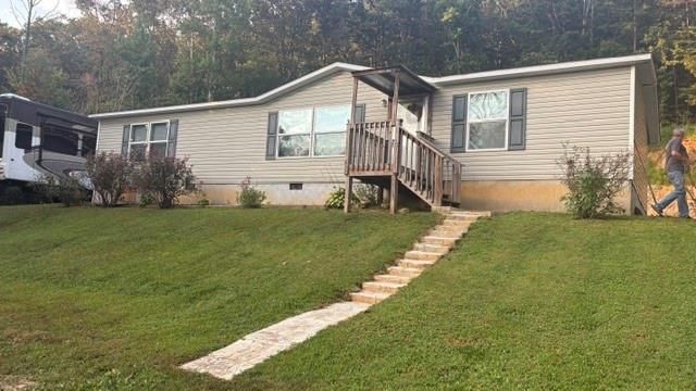 1792 Hwy 136 West, Talking Rock, GA 30175