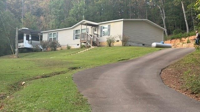 1792 Hwy 136 West, Talking Rock, GA 30175
