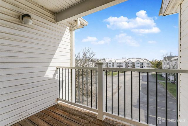 331 Waterford Drive, Edison, NJ 08817