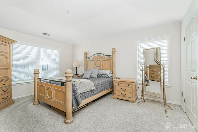 331 Waterford Drive, Edison, NJ 08817