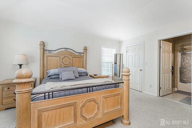 331 Waterford Drive, Edison, NJ 08817