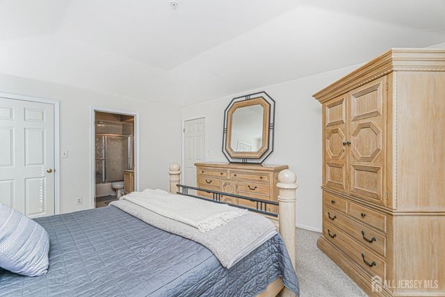 331 Waterford Drive, Edison, NJ 08817