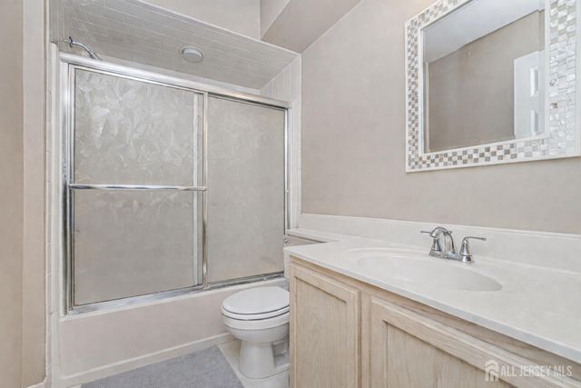 331 Waterford Drive, Edison, NJ 08817