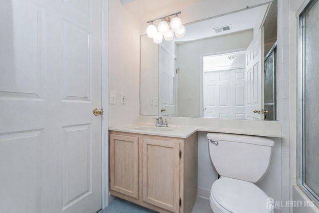 331 Waterford Drive, Edison, NJ 08817