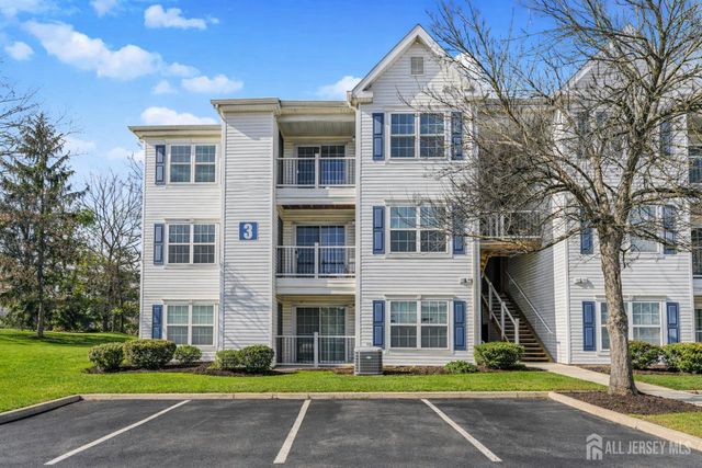 331 Waterford Drive, Edison, NJ 08817