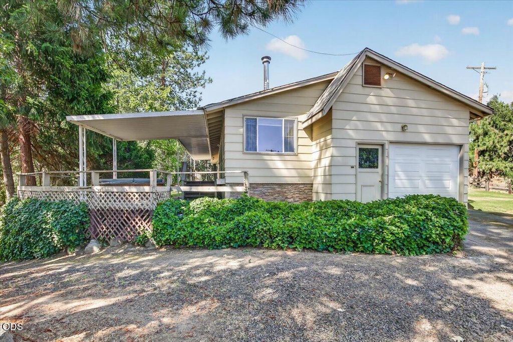 624 Crowson Road, Ashland, OR 97520