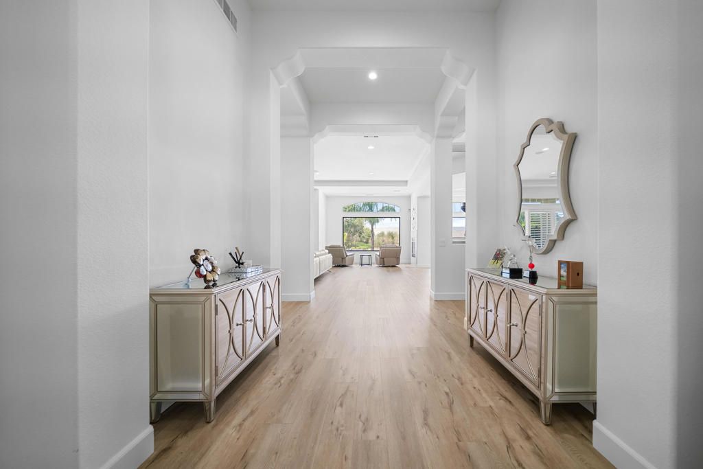 Image 4 of property listing at 47 Calle Del Norte, Rancho Mirage, CA 92270