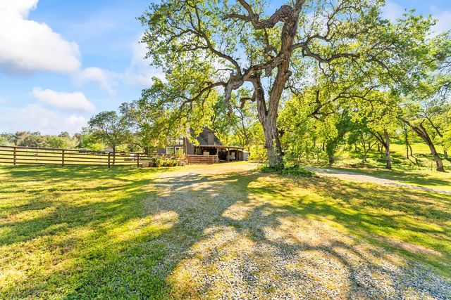 4997 Carbondale rd, Plymouth, CA 95669