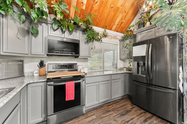 4997 Carbondale rd, Plymouth, CA 95669